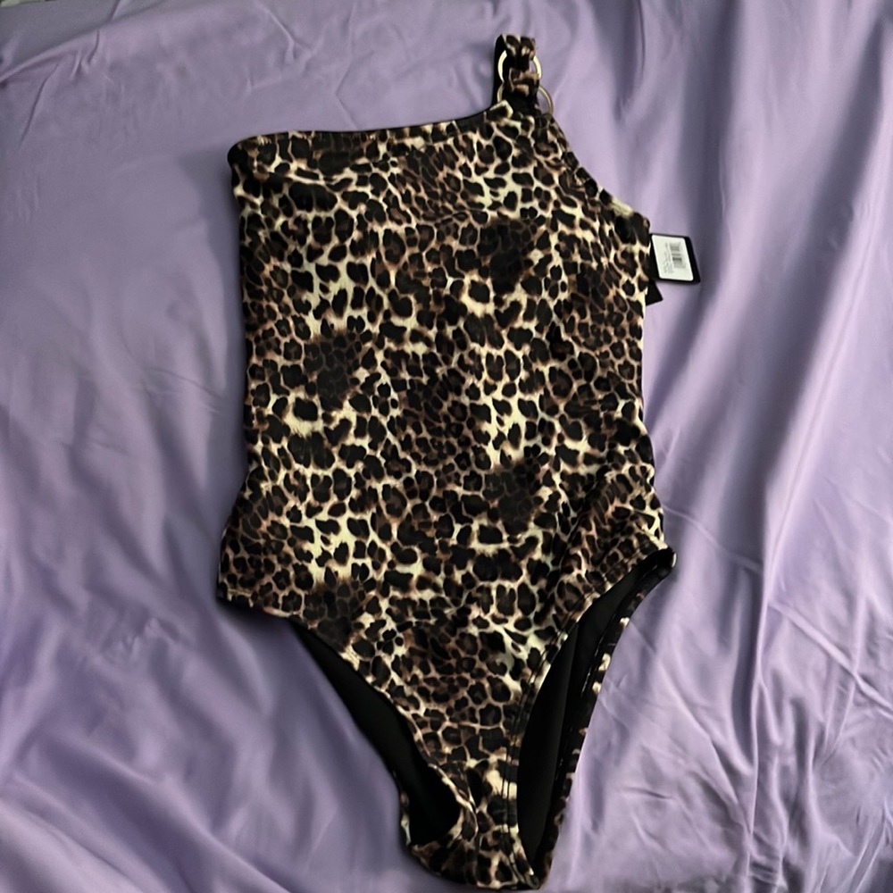 Everyone loves Leopard nine W. contemporary coverage bathing suit meow !!!sexy